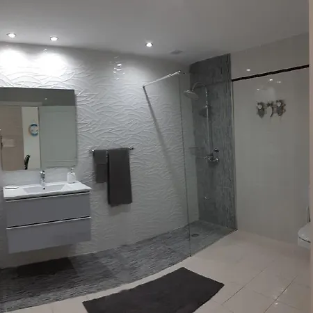 Ocean House & Perfect For * Адехе